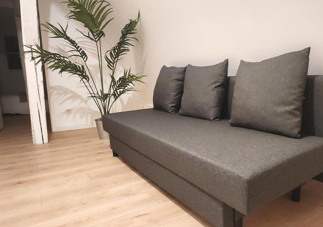"Colbert Triplex" 3 Chambres - Balcon - Patio - Cathedrale Τουρ Εξωτερικό φωτογραφία