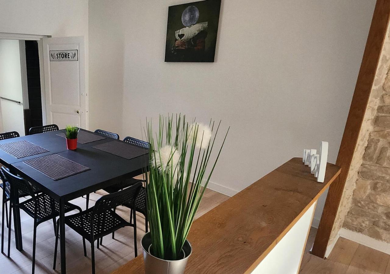"Colbert Triplex" 3 Chambres - Balcon - Patio - Cathedrale Τουρ Εξωτερικό φωτογραφία