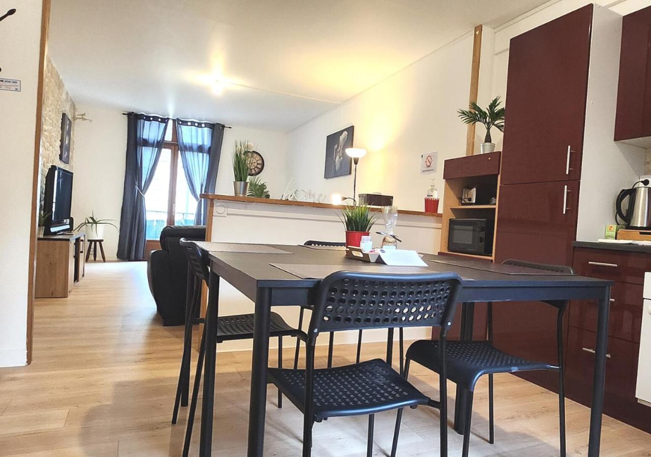 "Colbert Triplex" 3 Chambres - Balcon - Patio - Cathedrale Τουρ Εξωτερικό φωτογραφία