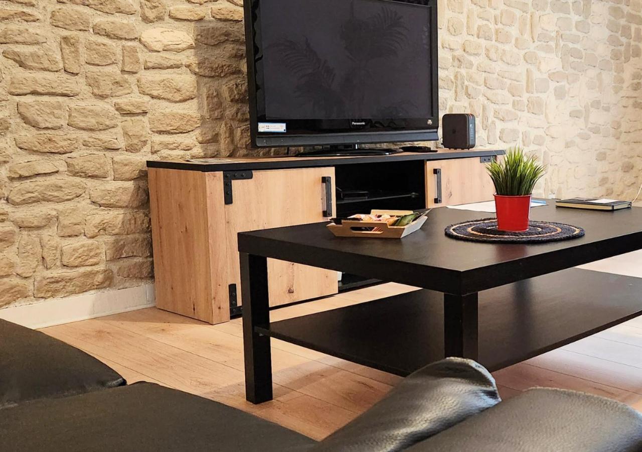 "Colbert Triplex" 3 Chambres - Balcon - Patio - Cathedrale Τουρ Εξωτερικό φωτογραφία