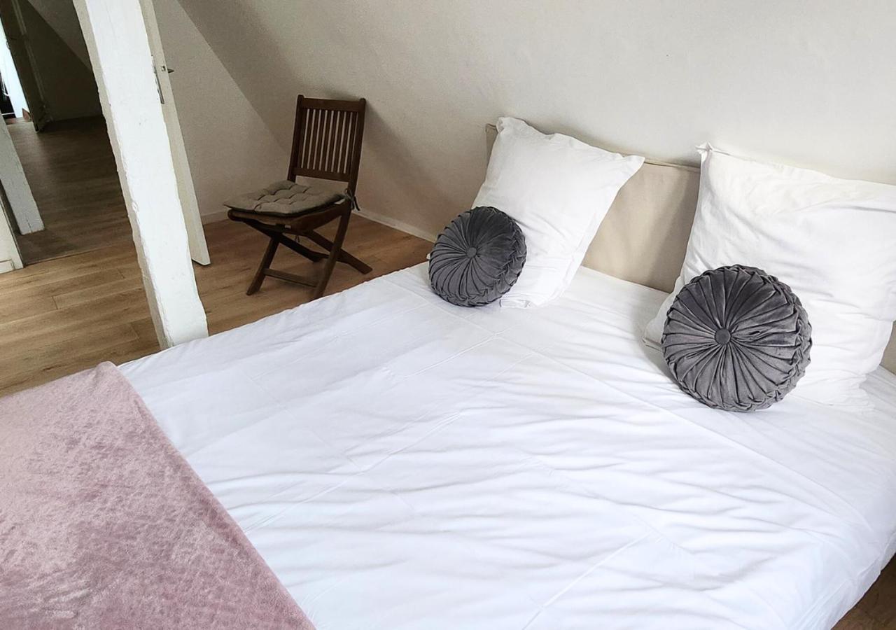 "Colbert Triplex" 3 Chambres - Balcon - Patio - Cathedrale Τουρ Εξωτερικό φωτογραφία