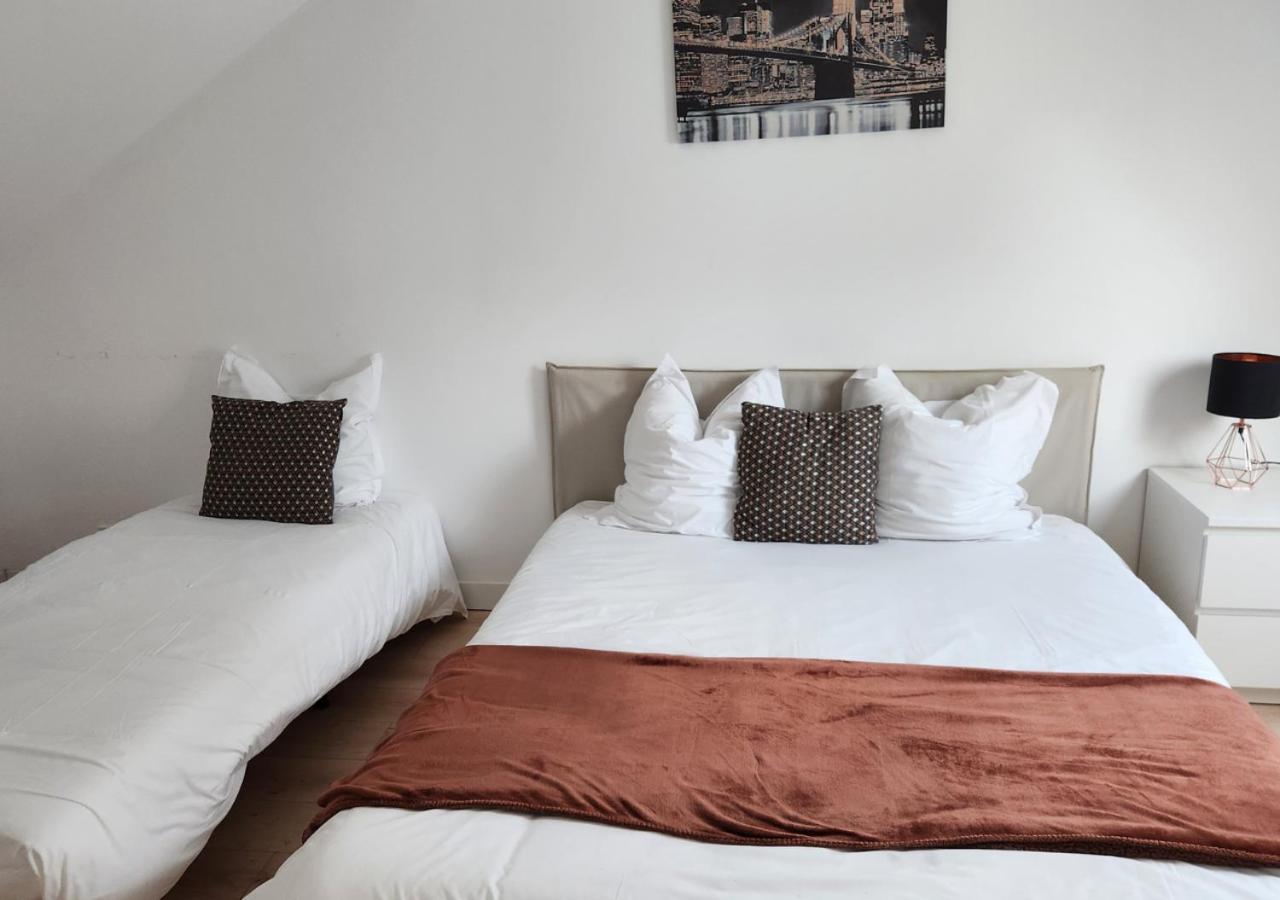 "Colbert Triplex" 3 Chambres - Balcon - Patio - Cathedrale Τουρ Εξωτερικό φωτογραφία